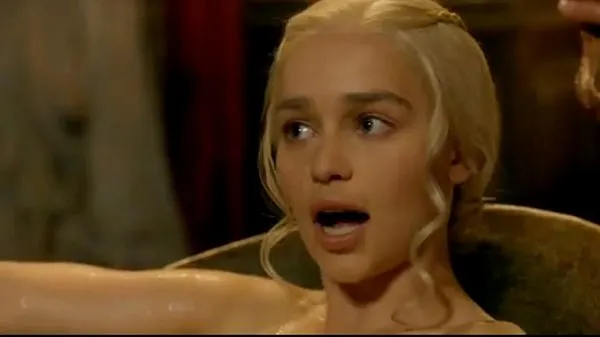 최신 Emilia Clarke Game of Thrones 인기 영화