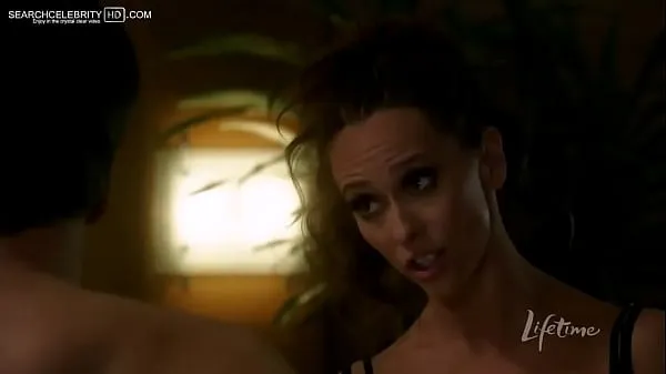 Jennifer Love Hewitt muestra un enorme escote en la lista de clientes S01E02Nuevas películas principales