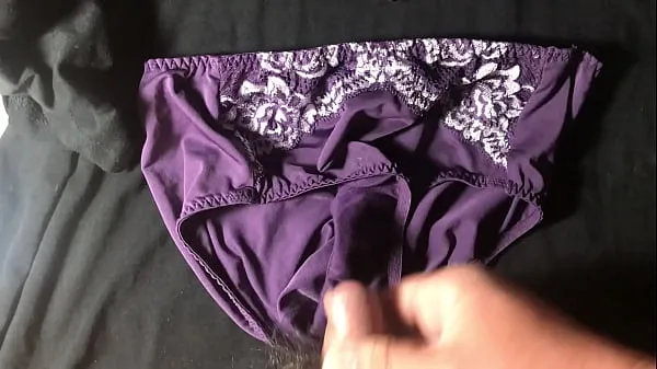 Färska Shot on the purple original cotton underwear, the touch taste is great, the urine smell is strong toppfilmer