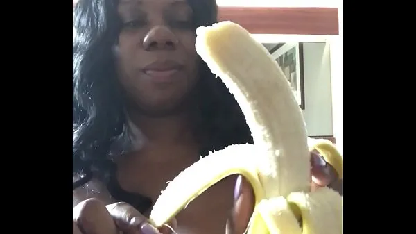 최신 DickSucking a Banana with SEXFEENE 인기 영화