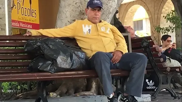 Homeless man grabs his cockأحدث الأفلام