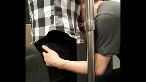 boy sucking cock in the subway Phim hàng đầu mới