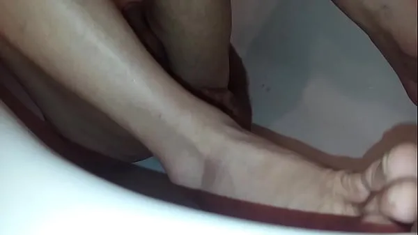 Nové Squeeze 750mL Bottle Of My Own ParT Piss In My Ass Enema In Tub, Before I See My BF nejlepší filmy