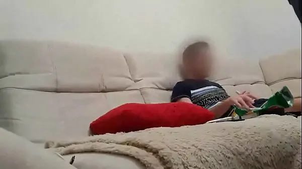 최신 Jerking off and cum next my step brother 인기 영화