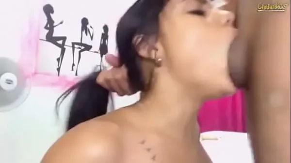 Νέες Latina cam girl sucks it like she loves it κορυφαίες ταινίες