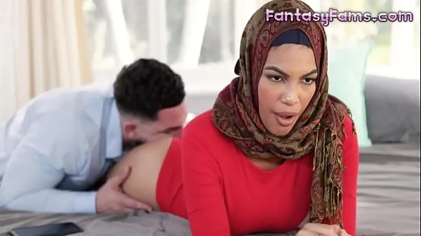 Färska Fucking Muslim Converted Stepsister With Her Hijab On - Maya Farrell, Peter Green - Family Strokes toppfilmer