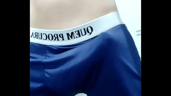 新鲜的hard cock in underwear热门电影