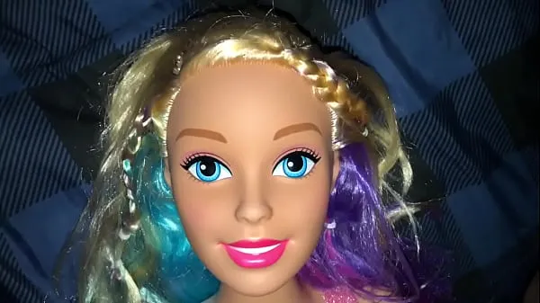 新鲜的Barbie Styling Head Doll 4热门电影