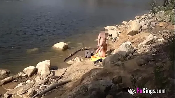 Nouveaux Jade cherche des mecs à baiser au bord du lac. Elle adore les expériences exhibitionnistesmeilleurs films